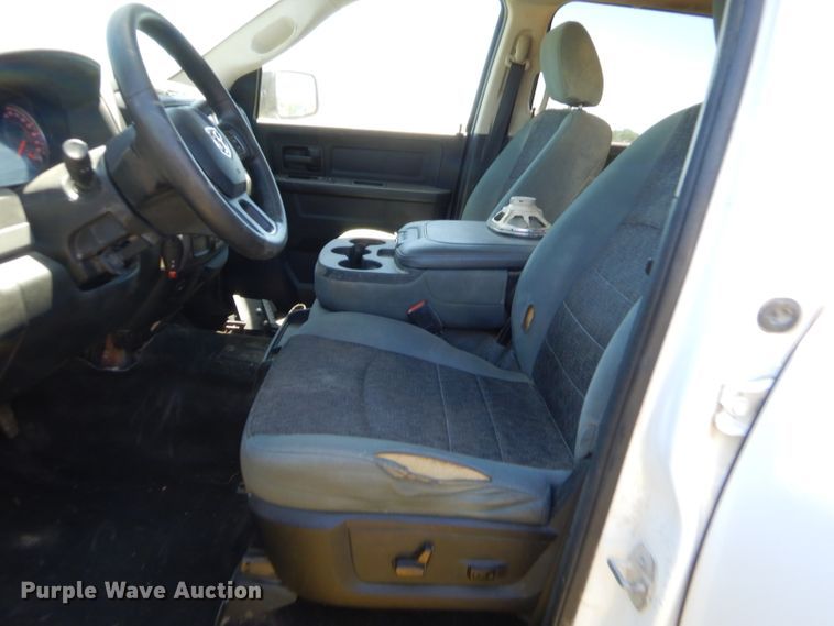 image for item GN9462 2015 Dodge Ram 1500  Crew Cab pickup truck