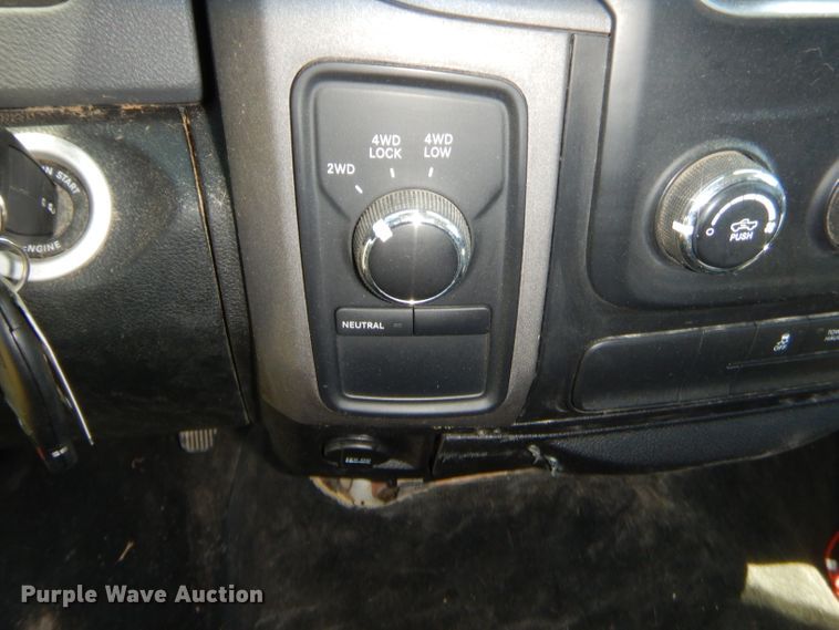 image for item GN9462 2015 Dodge Ram 1500  Crew Cab pickup truck