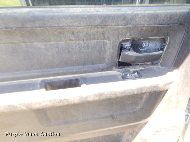 image for item GN9462 2015 Dodge Ram 1500  Crew Cab pickup truck