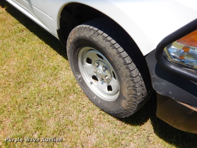 image for item GN9462 2015 Dodge Ram 1500  Crew Cab pickup truck