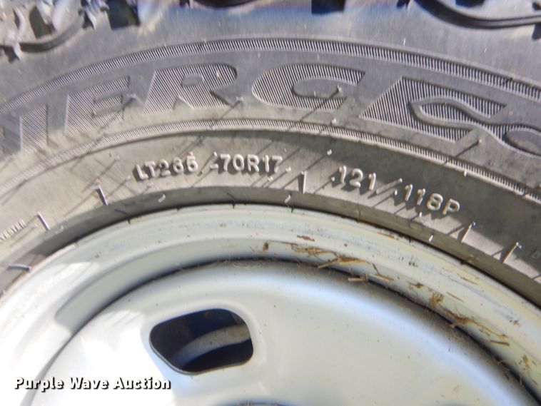 image for item GN9462 2015 Dodge Ram 1500  Crew Cab pickup truck