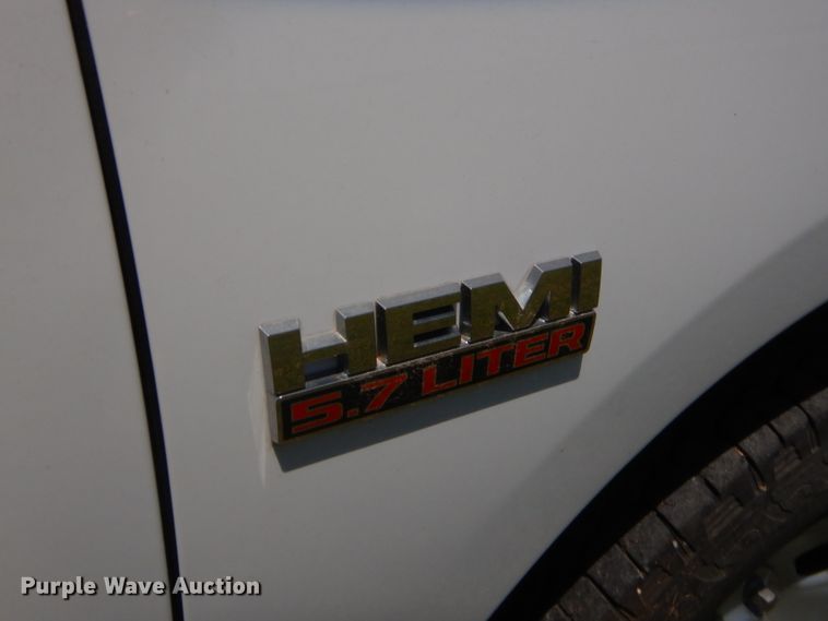 image for item GN9462 2015 Dodge Ram 1500  Crew Cab pickup truck