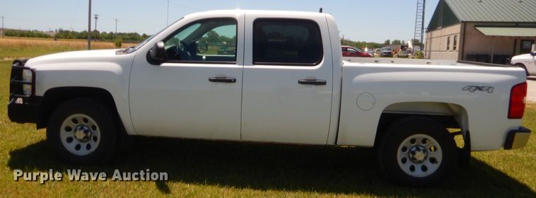 image for item GN9463 2012 Chevrolet Silverado 1500  Crew Cab pickup truck