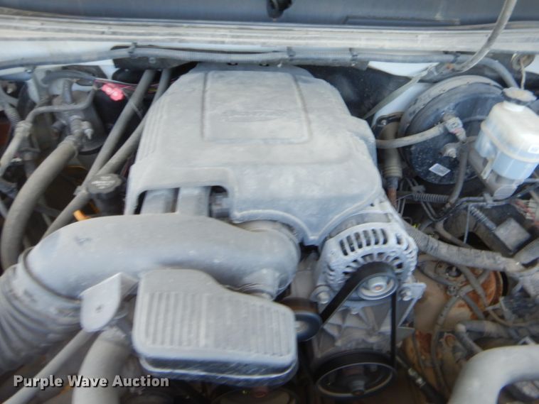 image for item GN9463 2012 Chevrolet Silverado 1500  Crew Cab pickup truck