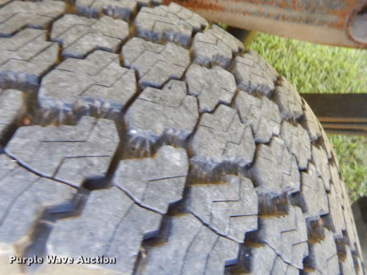 image for item GN9463 2012 Chevrolet Silverado 1500  Crew Cab pickup truck