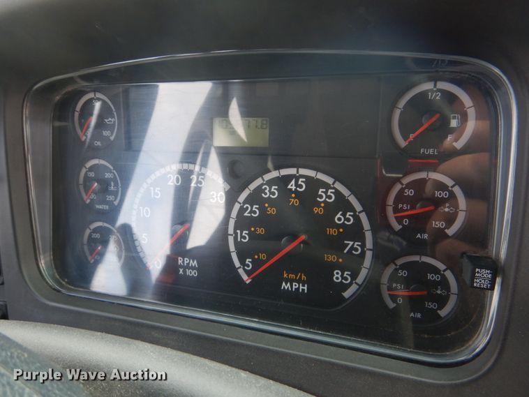 image for item GO9201 2008 Freightliner Saf-T-Liner C2  Thomas school bus