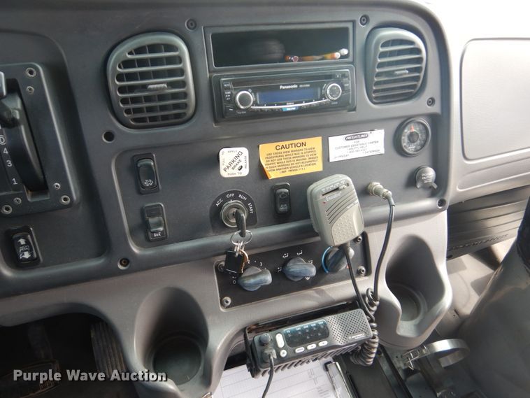 image for item GO9201 2008 Freightliner Saf-T-Liner C2  Thomas school bus