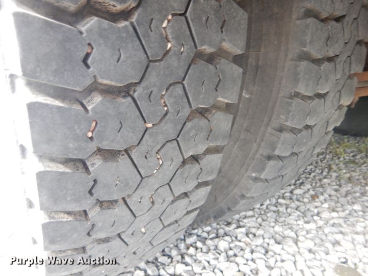 image for item GO9201 2008 Freightliner Saf-T-Liner C2  Thomas school bus