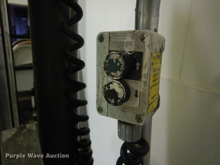 image for item GO9203 Genie PLC30DC  vertical lift