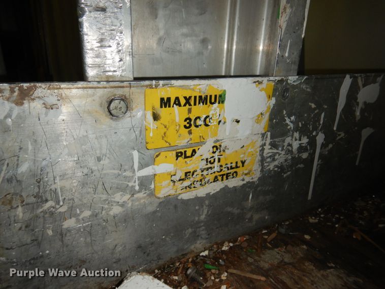 image for item GO9203 Genie PLC30DC  vertical lift