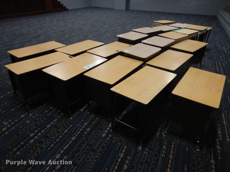 image for item GO9206 (21) desks