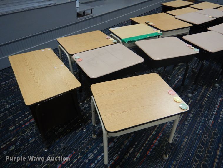 image for item GO9206 (21) desks