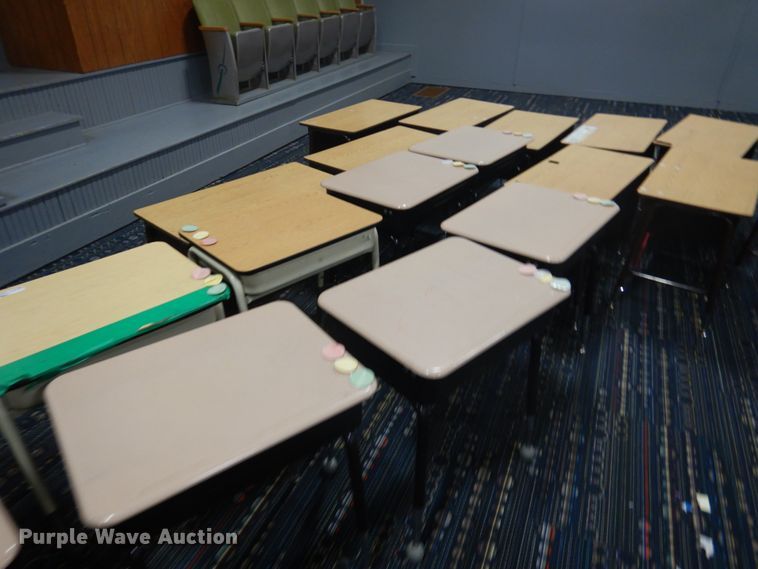 image for item GO9206 (21) desks