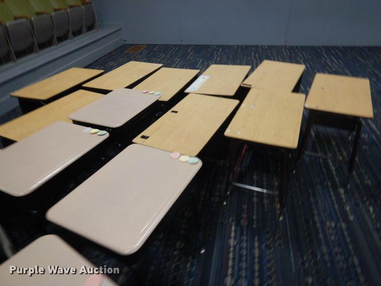 image for item GO9206 (21) desks