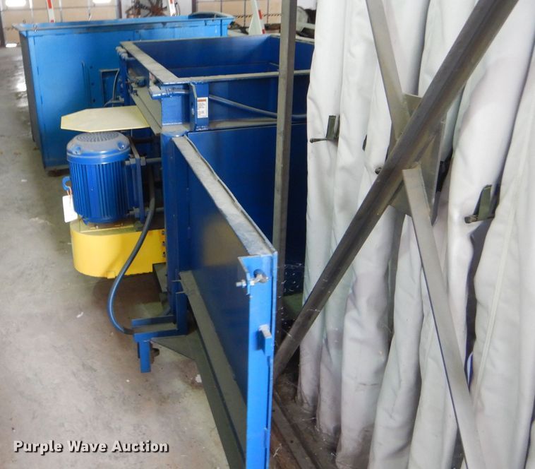 image for item GO9546 American cardboard baler fluffer