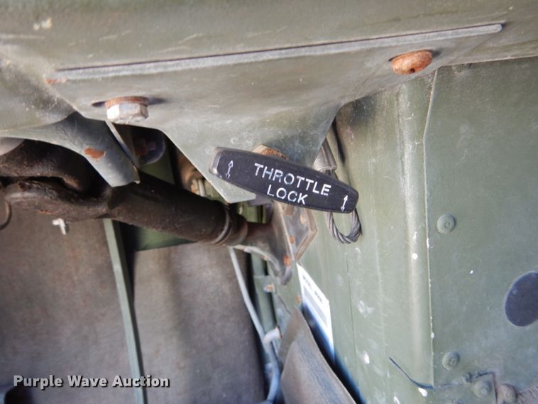 image for item GU9979 1990 Am General M998  Humvee SUV