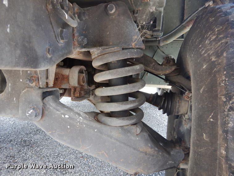 image for item GU9979 1990 Am General M998  Humvee SUV