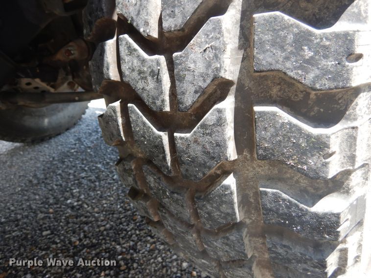 image for item GU9979 1990 Am General M998  Humvee SUV