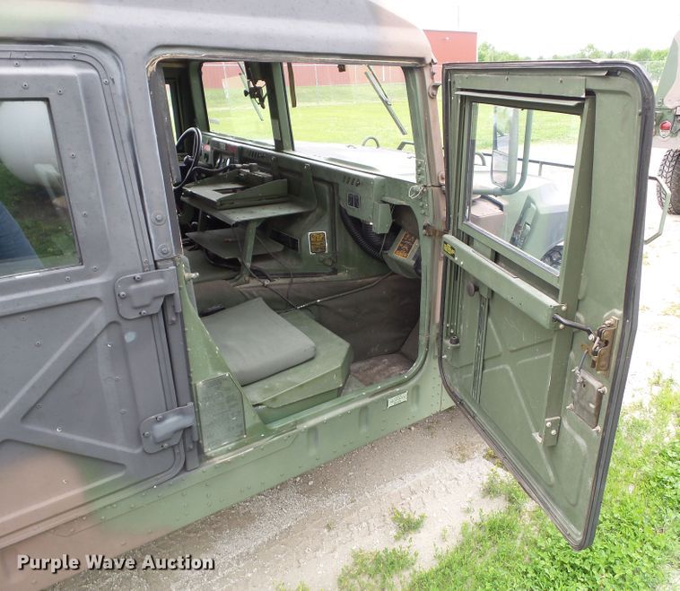 image for item GX9087 1992 Am General M998  SUV