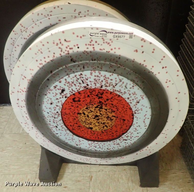 Sporting goods in Wichita, KS Item GX9577 sold Purple Wave