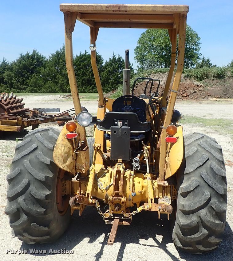 image for item GX9587 1985 Massey-Ferguson 40B  tractor