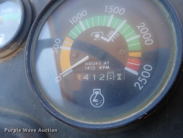 image for item GX9587 1985 Massey-Ferguson 40B  tractor