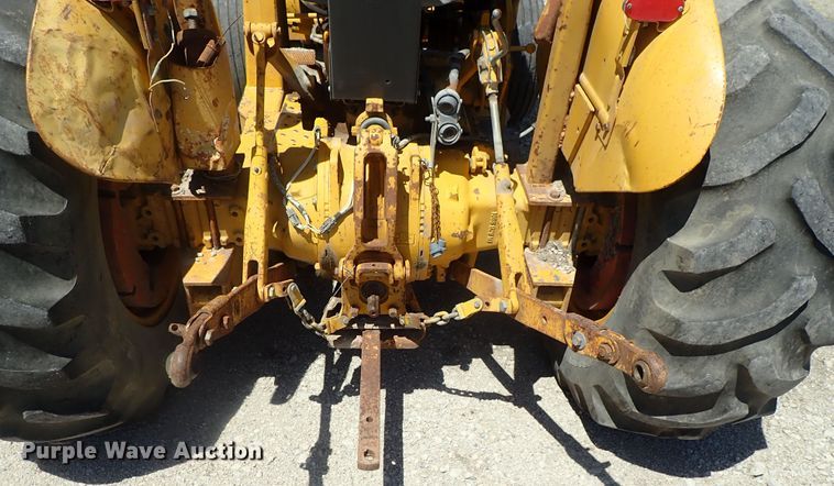 image for item GX9587 1985 Massey-Ferguson 40B  tractor