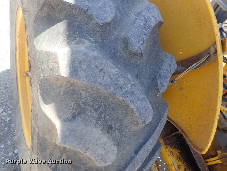 image for item GX9587 1985 Massey-Ferguson 40B  tractor