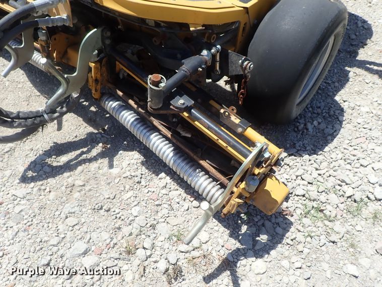 image for item GX9594 Hustler 1500 greensmower