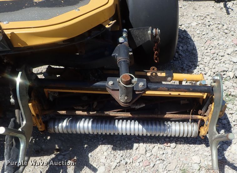 image for item GX9594 Hustler 1500 greensmower