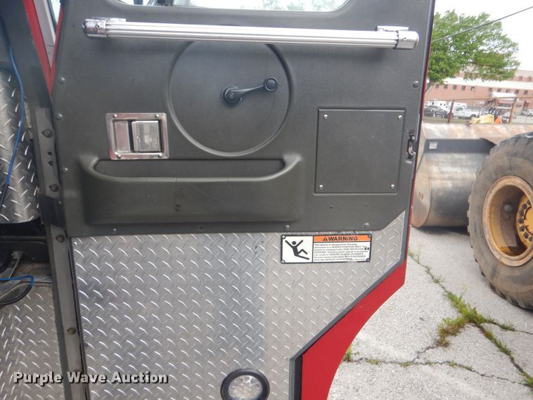 image for item GY9836 1998 Emergency One pumper fire truck