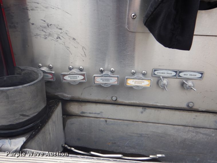 image for item GY9836 1998 Emergency One pumper fire truck