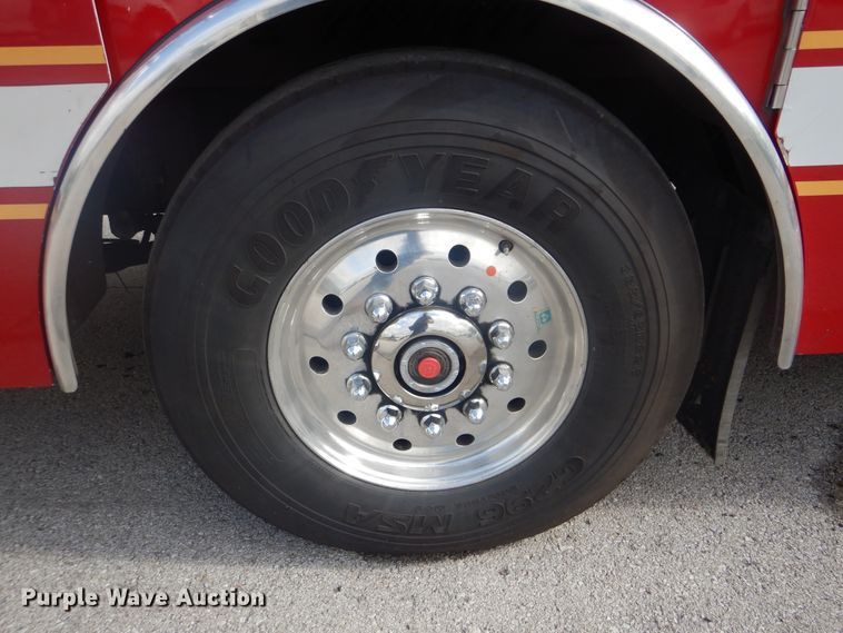 image for item GY9836 1998 Emergency One pumper fire truck