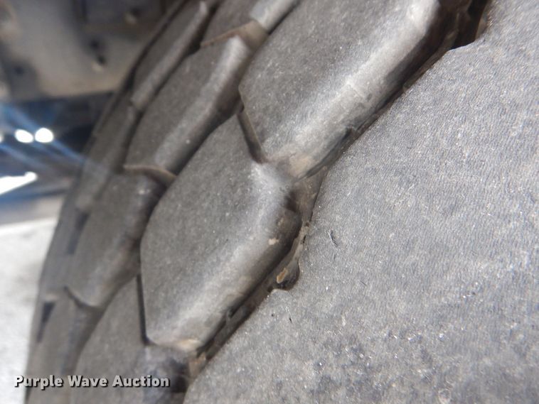 image for item GY9836 1998 Emergency One pumper fire truck