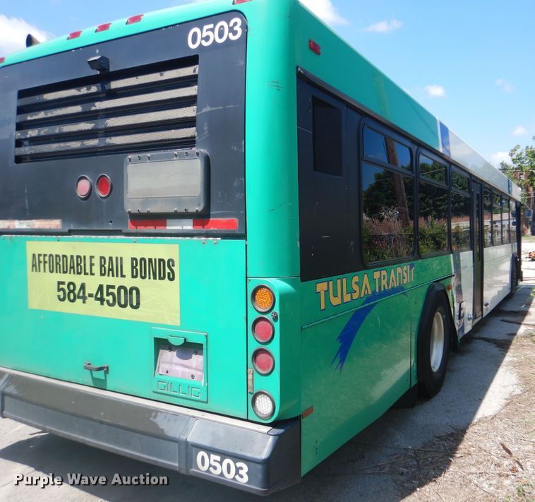 image for item GY9959 2004 Gillig  shuttle bus