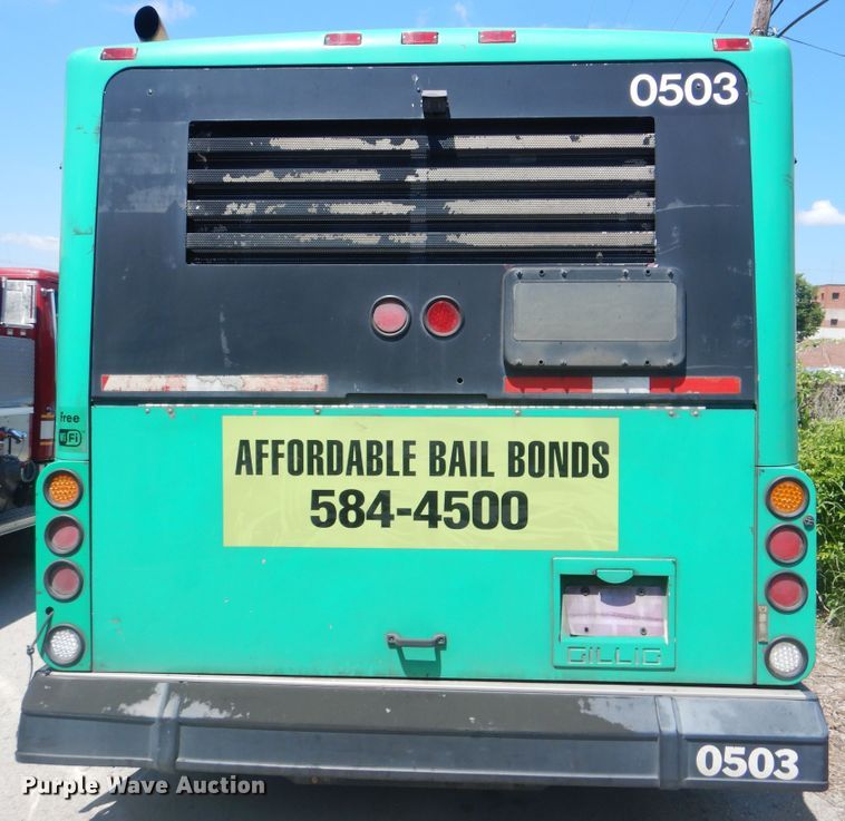 image for item GY9959 2004 Gillig  shuttle bus