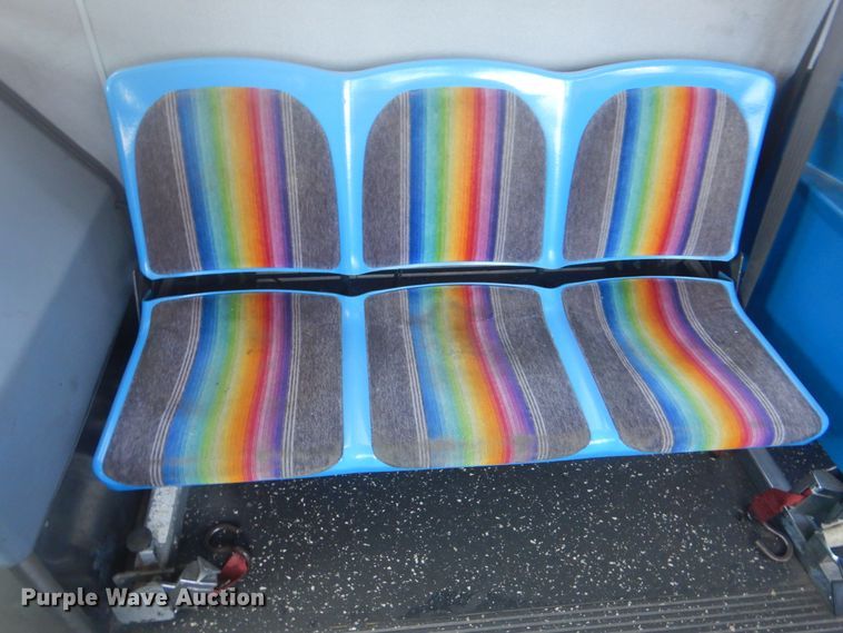 image for item GY9959 2004 Gillig  shuttle bus