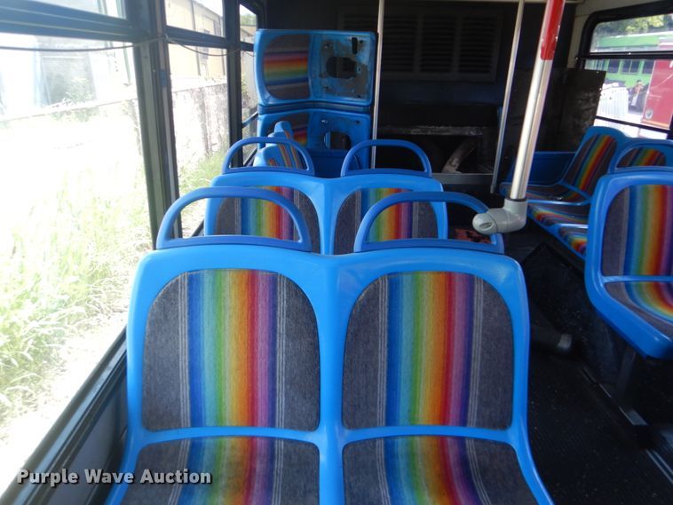 image for item GY9959 2004 Gillig  shuttle bus