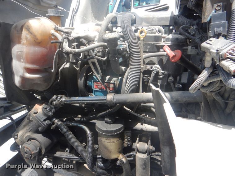 image for item GY9961 2013 International DuraStar 4300M7  flatbed truck