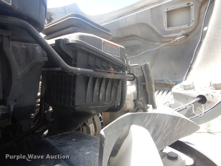 image for item GY9961 2013 International DuraStar 4300M7  flatbed truck