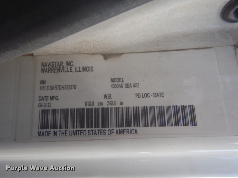 image for item GY9961 2013 International DuraStar 4300M7  flatbed truck