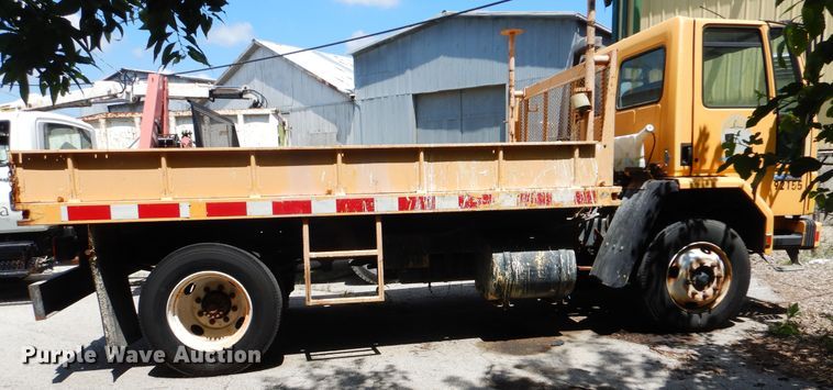 image for item GY9963 1992 Ford Cargo 7000  flatbed truck