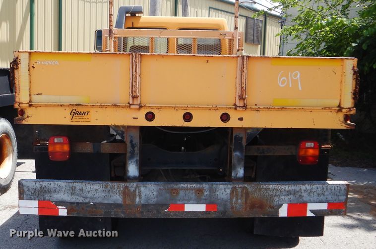 image for item GY9963 1992 Ford Cargo 7000  flatbed truck