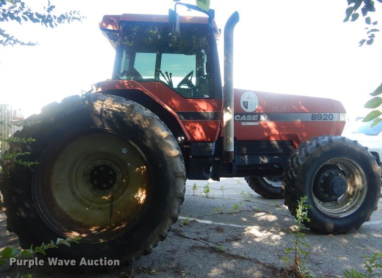 image for item GY9966 1998 Case IH 8920  tractor