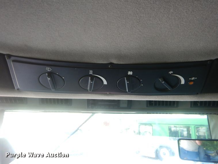 image for item GY9966 1998 Case IH 8920  tractor