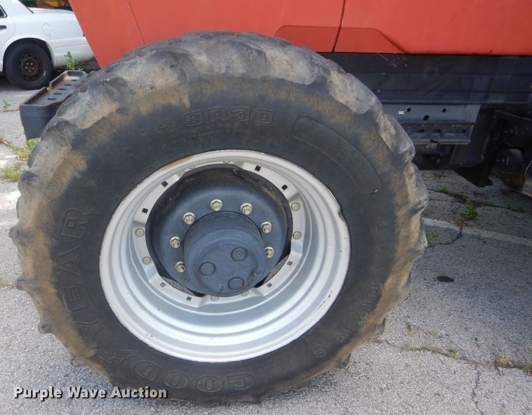 image for item GY9966 1998 Case IH 8920  tractor