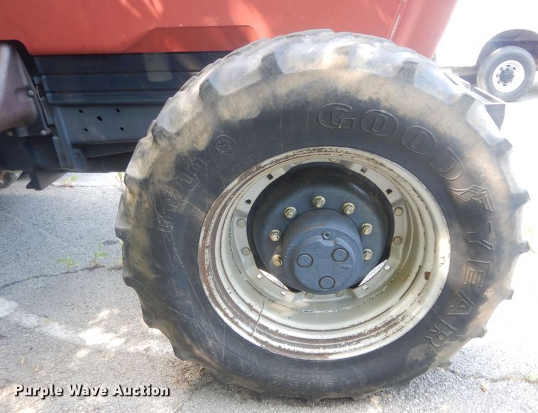 image for item GY9966 1998 Case IH 8920  tractor