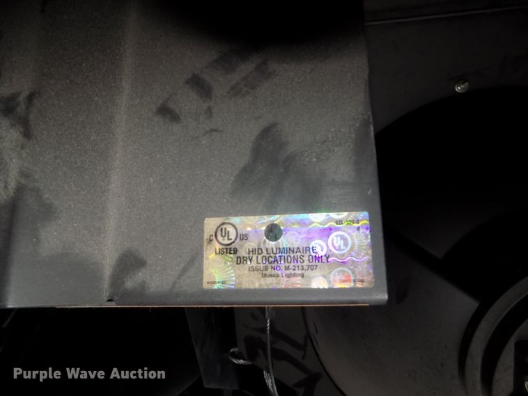 image for item H1480 (16) 2013 Musco Show Light green indoor lighting