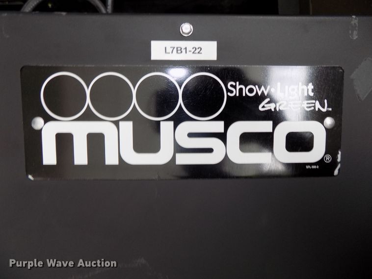 image for item H1481 (16) 2013 Musco Show Light green indoor lighting