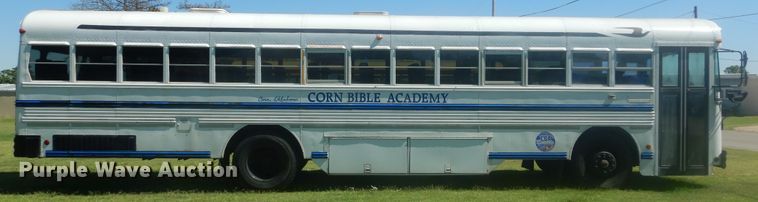 image for item HS9600 1998 Blue Bird TC2000  school bus